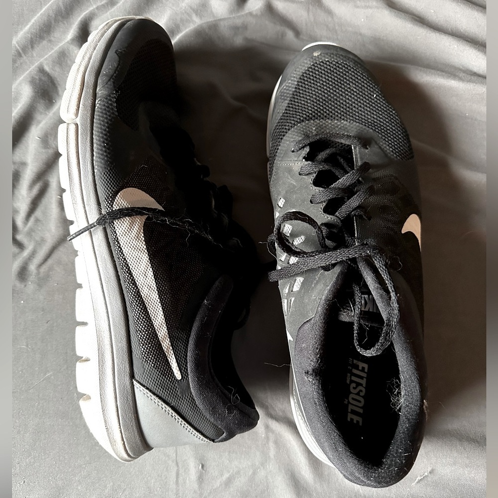 NIKE Fitsole Shoes Black/Grey, 11